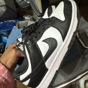 Nike Classic Black and White Low-Tops dunks